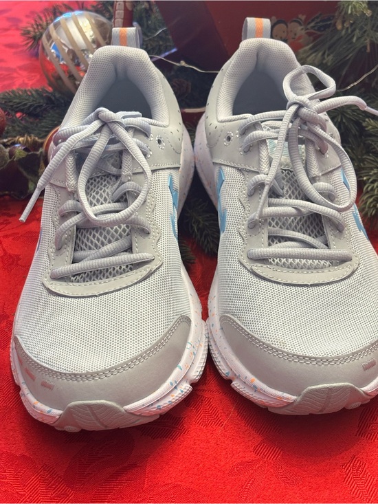 Under Armour Shoes - Under Armour UA Women's Charged Assert 10 PNTSP sneakers size 8